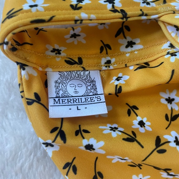 Merrilee’s Retro Triangle Bikini Top Ditsy Yellow - Picture 5 of 5